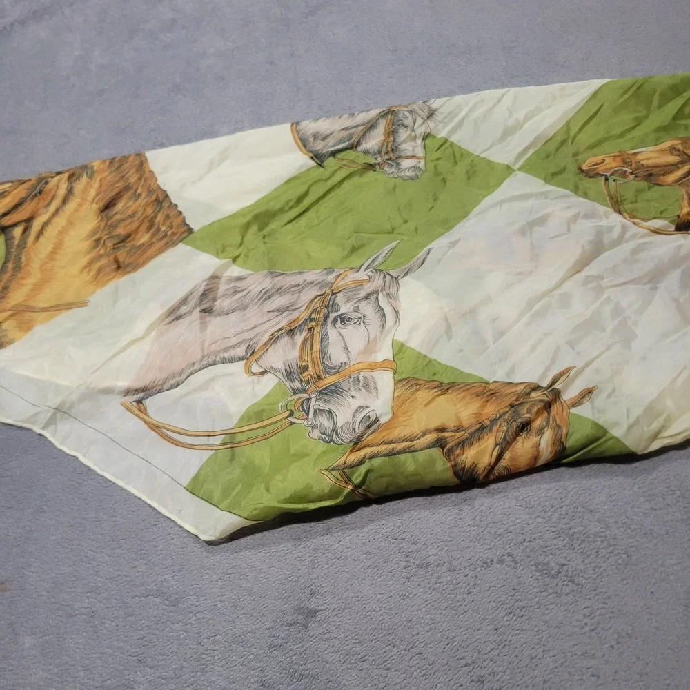 Unbranded Women Square Scarf OS Green White Horse Print Equestrian Silk-Like‎